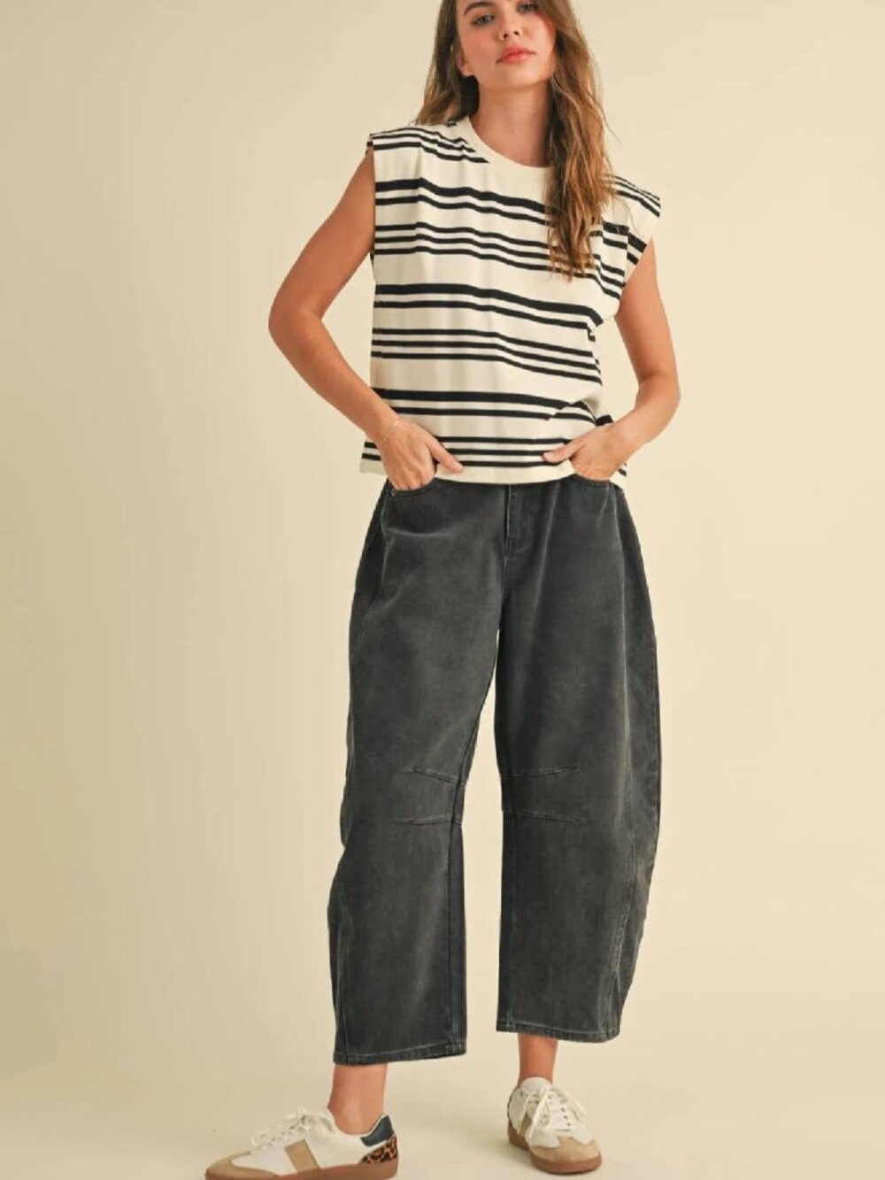 Thorne Barrel Jeans NEW Size Medium - Picture 4 of 4